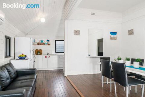 Marvell House - Accommodation Batemans Bay 5