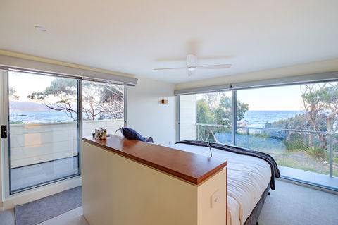 Cod Rock Point - Accommodation Batemans Bay 3