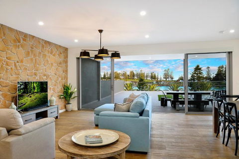 Belle Vue Penthouse At Black Beach - Accommodation Batemans Bay 1