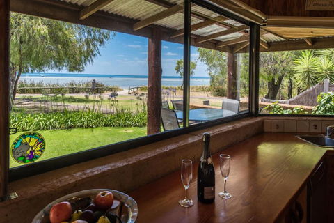 Beach House Dunsborough - Accommodation Batemans Bay 1