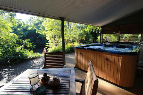 The Pond Cottage - Accommodation Batemans Bay 2