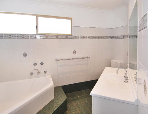Searenity - Accommodation Batemans Bay 5