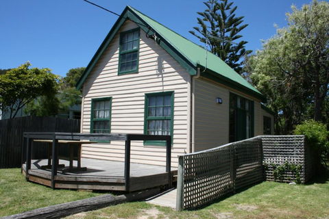 Gaol House Cottages - Accommodation Batemans Bay 1