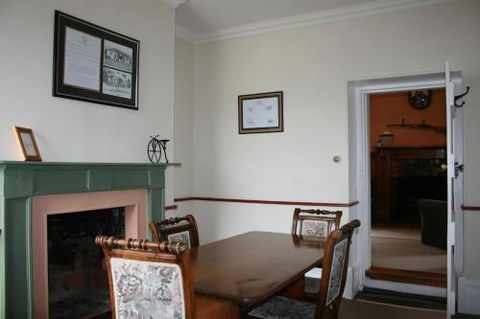 Gaol House Cottages - Accommodation Batemans Bay 5