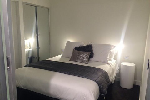 Absolute Collins - Accommodation Batemans Bay 1