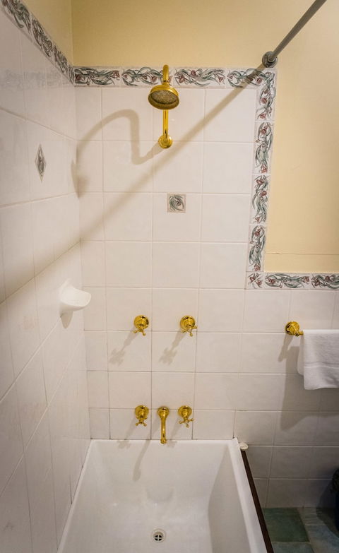 Whispering Pines Cottages - Accommodation Batemans Bay 0