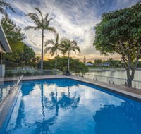 Casa Royale - Accommodation Batemans Bay