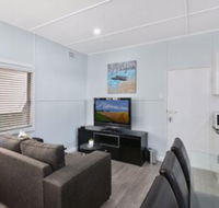 Lakeside Cabin - Accommodation Batemans Bay