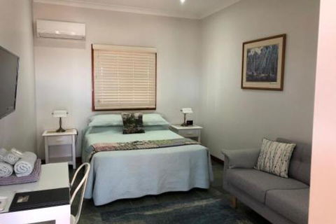 The Block Vista B & B - Accommodation Batemans Bay 5