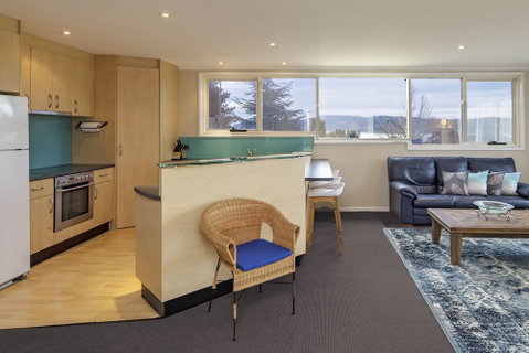 Wendaleigh 8 - Central Unit - Accommodation Batemans Bay 0