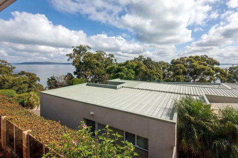Moy At Nelson Bay, 2/30 Thurlow Avenue - Accommodation Batemans Bay 1
