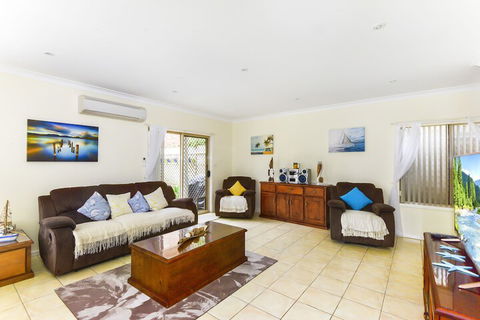 Annes Beach Getaway - Accommodation Batemans Bay 5