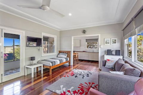 Government Road, 102 - Accommodation Batemans Bay 0