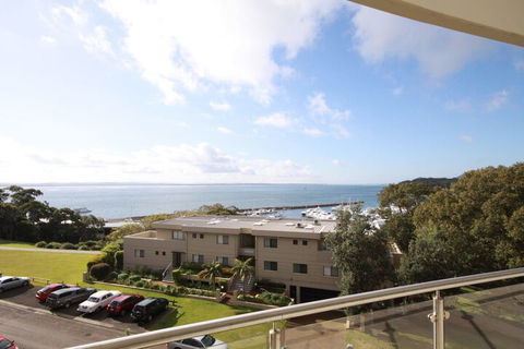 Oasis, Unit 11/5 Laman Street - Accommodation Batemans Bay 1