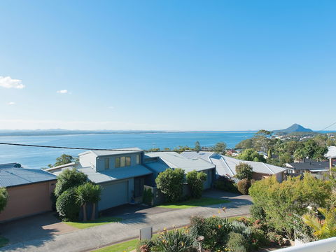 Grand View At Nelson Bay - Accommodation Batemans Bay 0