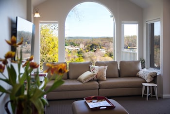 Aroona - Accommodation Batemans Bay 1