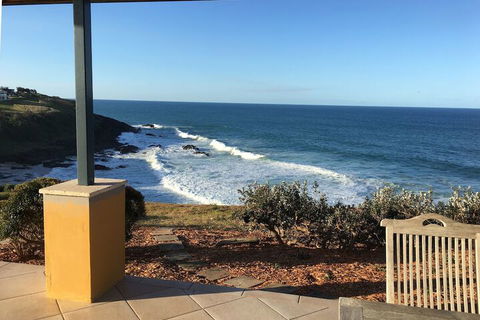 OceanScape Luxury Beachfront Villas - Accommodation Batemans Bay 3