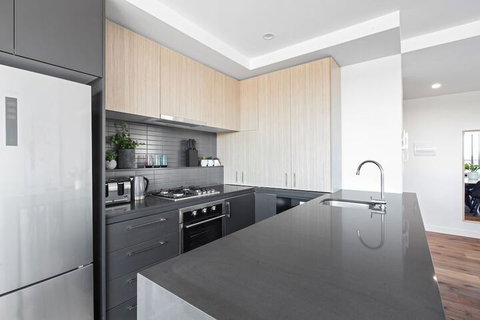 Spacious Urban Oasis In Central Location - Accommodation Batemans Bay 5
