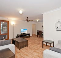 Skippers Rest 27 Government Road - Accommodation Batemans Bay