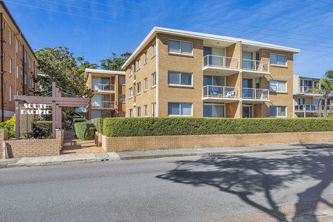 South Pacific Unit 6 Amazing Unit Opposite The Beach. - Accommodation Batemans Bay 3