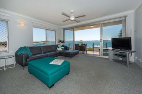 Sundeck Unit 7 - Shoal Bay - Accommodation Batemans Bay 0