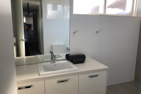 Twin Towers 502A - Accommodation Batemans Bay 4
