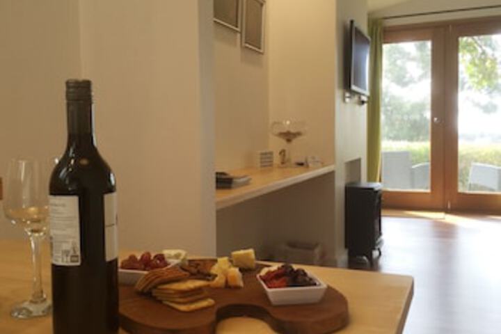 Mypolonga SA Accommodation Batemans Bay
