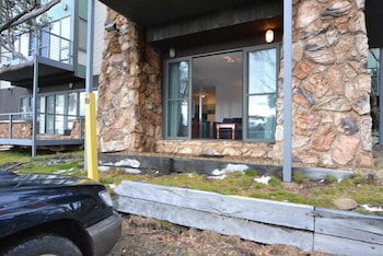 Karoondah 10 - Accommodation Batemans Bay 0