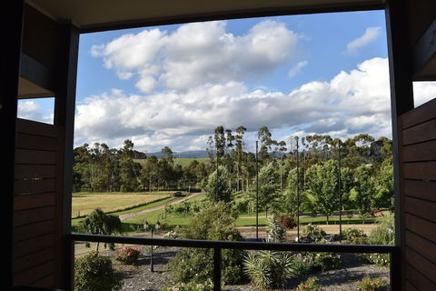Labertouche Gypsy Creek Winery - Accommodation Batemans Bay 4