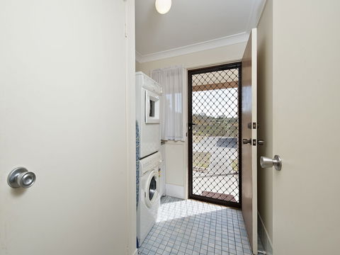 The Breakers 16B Government Road - Accommodation Batemans Bay 5