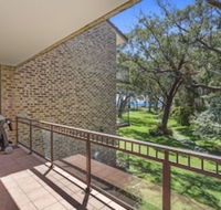 Nicholli Bay Parklands Unit 30 / 2 Gowrie Ave - Accommodation Batemans Bay