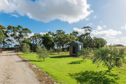 Live Big In The Gurdies Tiny House With A View - Accommodation Batemans Bay 7