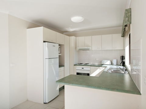 The Breakers 16 Government Road - Accommodation Batemans Bay 2