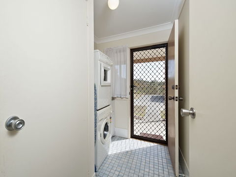 The Breakers 16 Government Road - Accommodation Batemans Bay 0