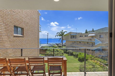 Shoal Bay Road Bella Vista Unit 10 19 - Accommodation Batemans Bay 2