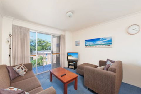 Thurlow Lodge 6 / 6 Thurlow Avenue - Accommodation Batemans Bay 0