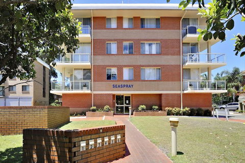 Seaspray, Unit 3/4 Intrepid Close - Accommodation Batemans Bay 4