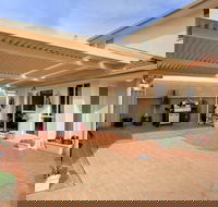 White Waves 7B Achilles Street - Accommodation Batemans Bay