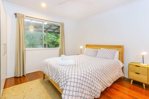 Fingal Beach House 14 Lagoon Road - Accommodation Batemans Bay 3