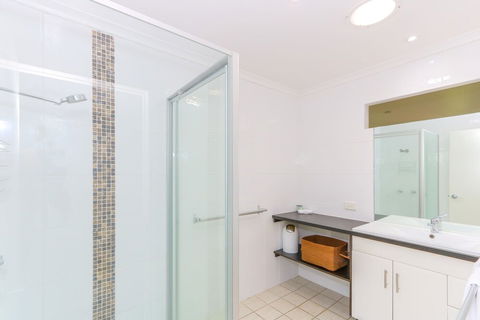 Fingal Beach House 14 Lagoon Road - Accommodation Batemans Bay 1