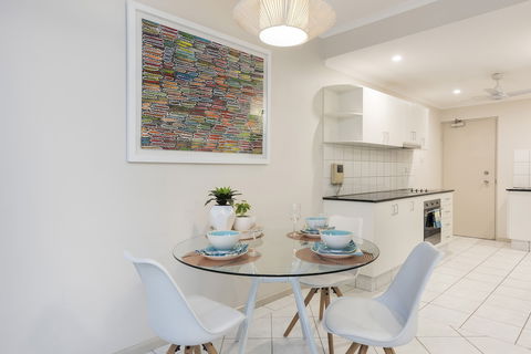 Darwin Executive Studio - Accommodation Batemans Bay 3