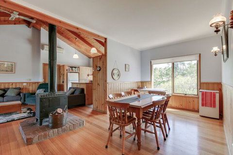Halcyon - Accommodation Batemans Bay 2