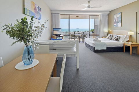 Ocean Views 9A - Accommodation Batemans Bay 6