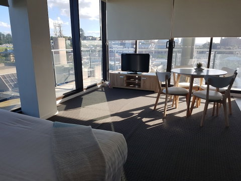 Watt Street Studio Apartment W / Ocean Views - Accommodation Batemans Bay 3
