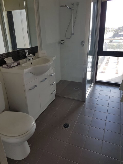 Watt Street Studio Apartment W / Ocean Views - Accommodation Batemans Bay 1