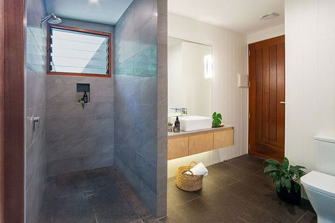 Byron Beach Retreats - The BungalowÂ  - Accommodation Batemans Bay 5