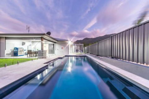 Whitsunday Sands - Cannon Valley - Accommodation Batemans Bay 0