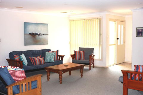 Beach Comber - Accommodation Batemans Bay 6