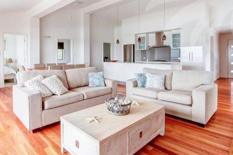 Blueys Bliss 1 - Accommodation Batemans Bay 5