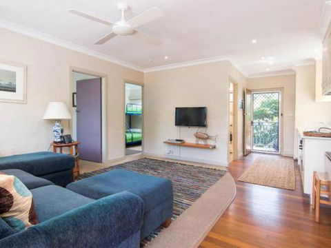 Middles Villa Manyana 02 - Accommodation Batemans Bay 6